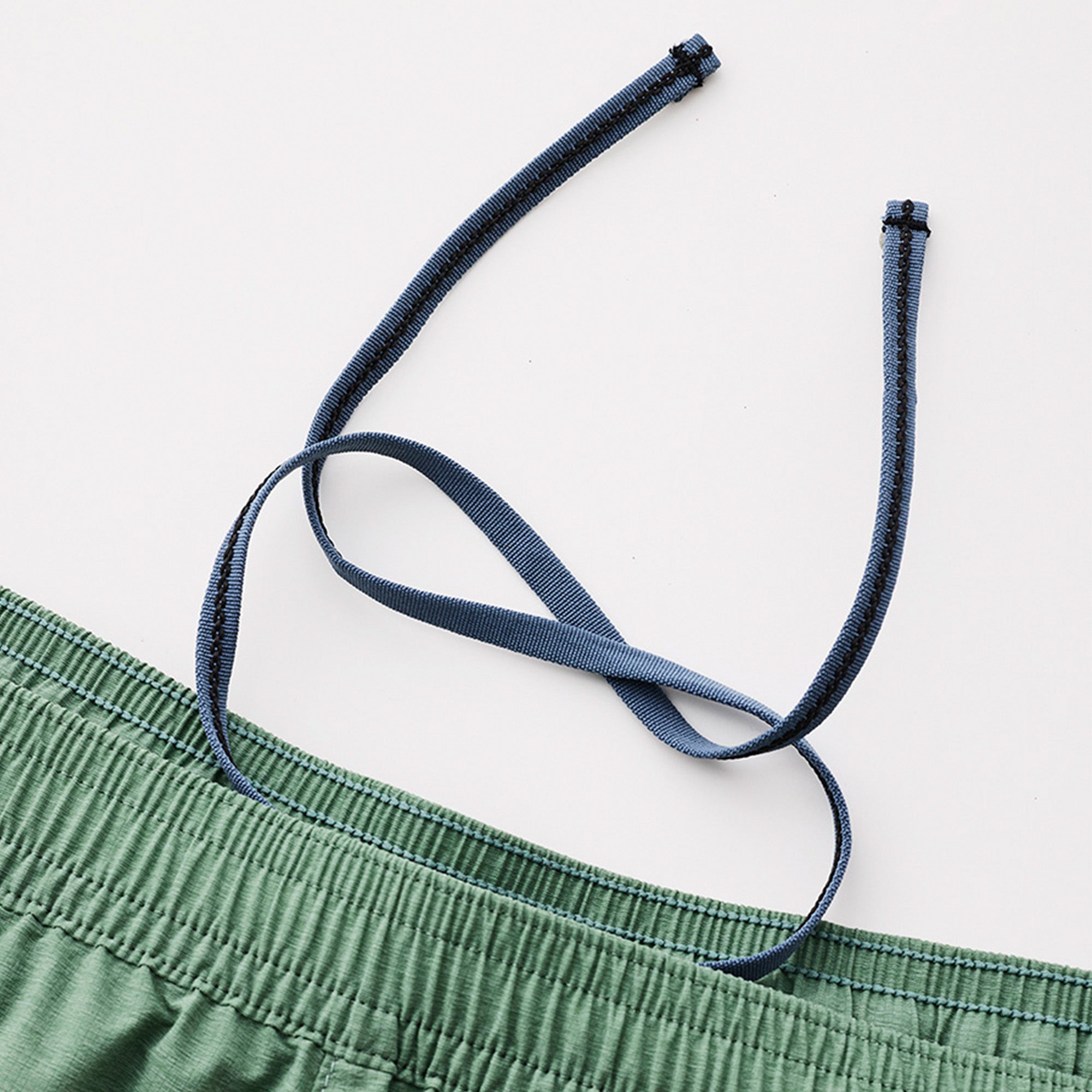 Scrambling Short Men's