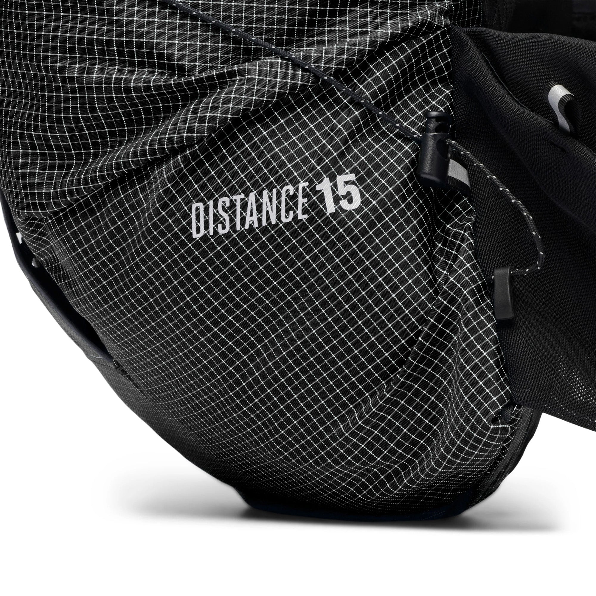 distance_15_m_black_sub2.jpg?v