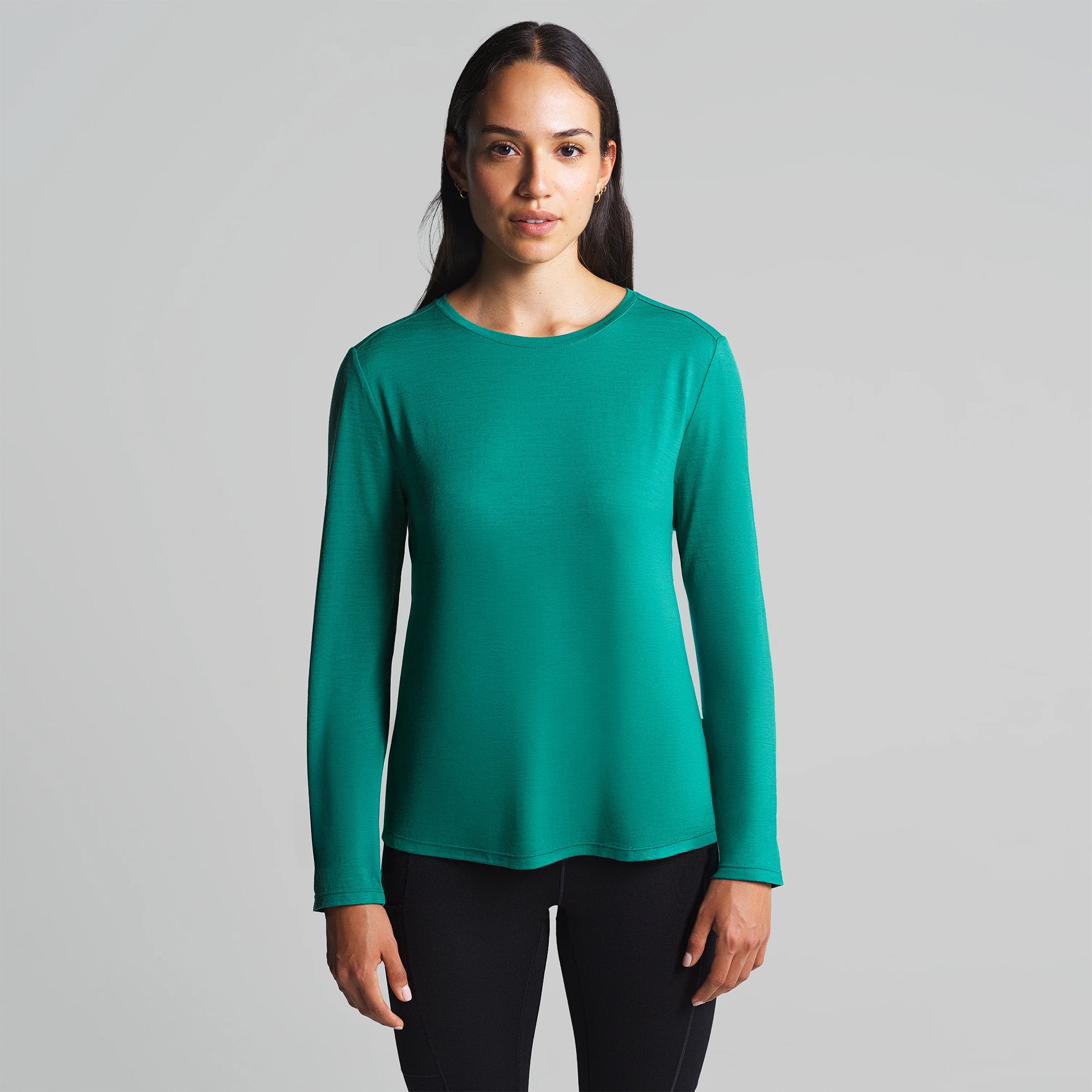 Goat Tee Long Sleeve Crew Women's