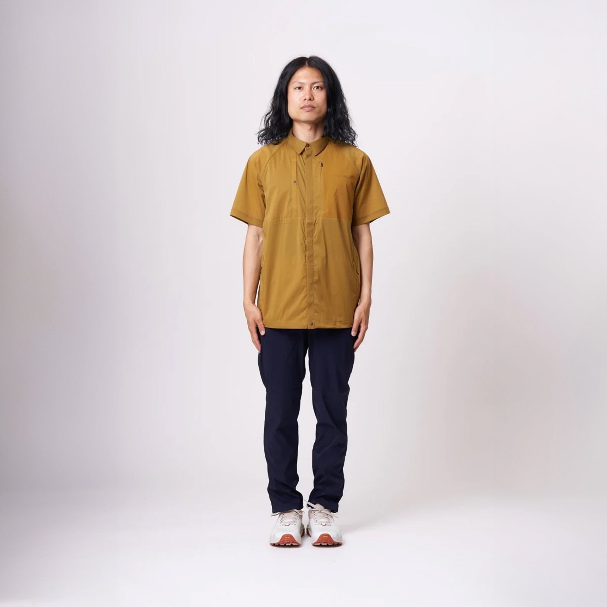 泰顿兄弟公司 泰顿兄弟公司风河衬衫，中性的