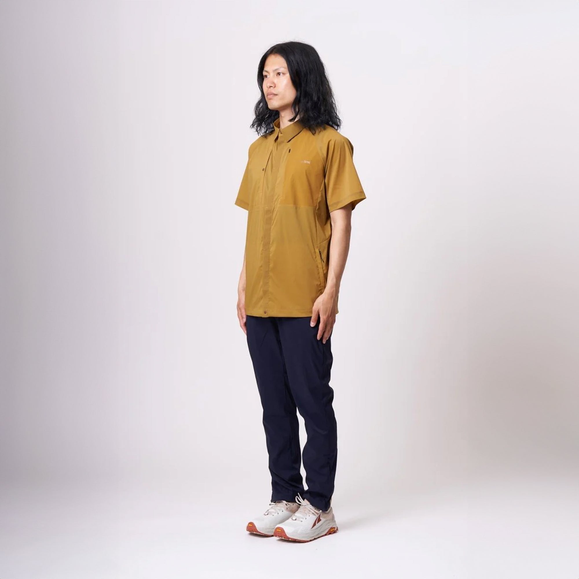 泰顿兄弟公司 泰顿兄弟公司风河衬衫，中性的